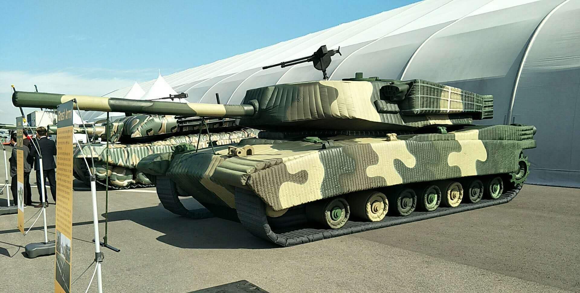 乌兰察布军事充气坦克